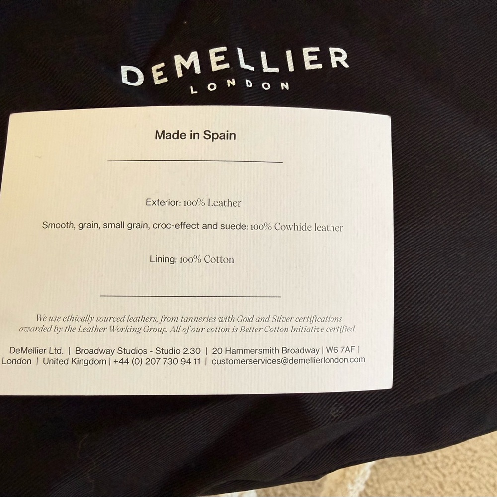 DeMellier Black Shoulder Bag with Gold Chain - Picture 4 of 9